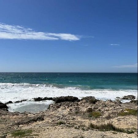 Modern And Spacious Appartement With Beach View. ガリポリ エクステリア 写真