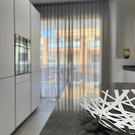 Modern And Spacious Appartement With Beach View. ガリポリ エクステリア 写真